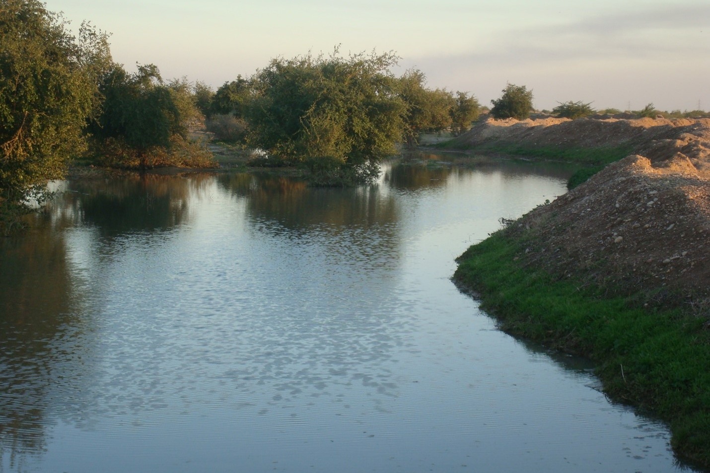آبخوان