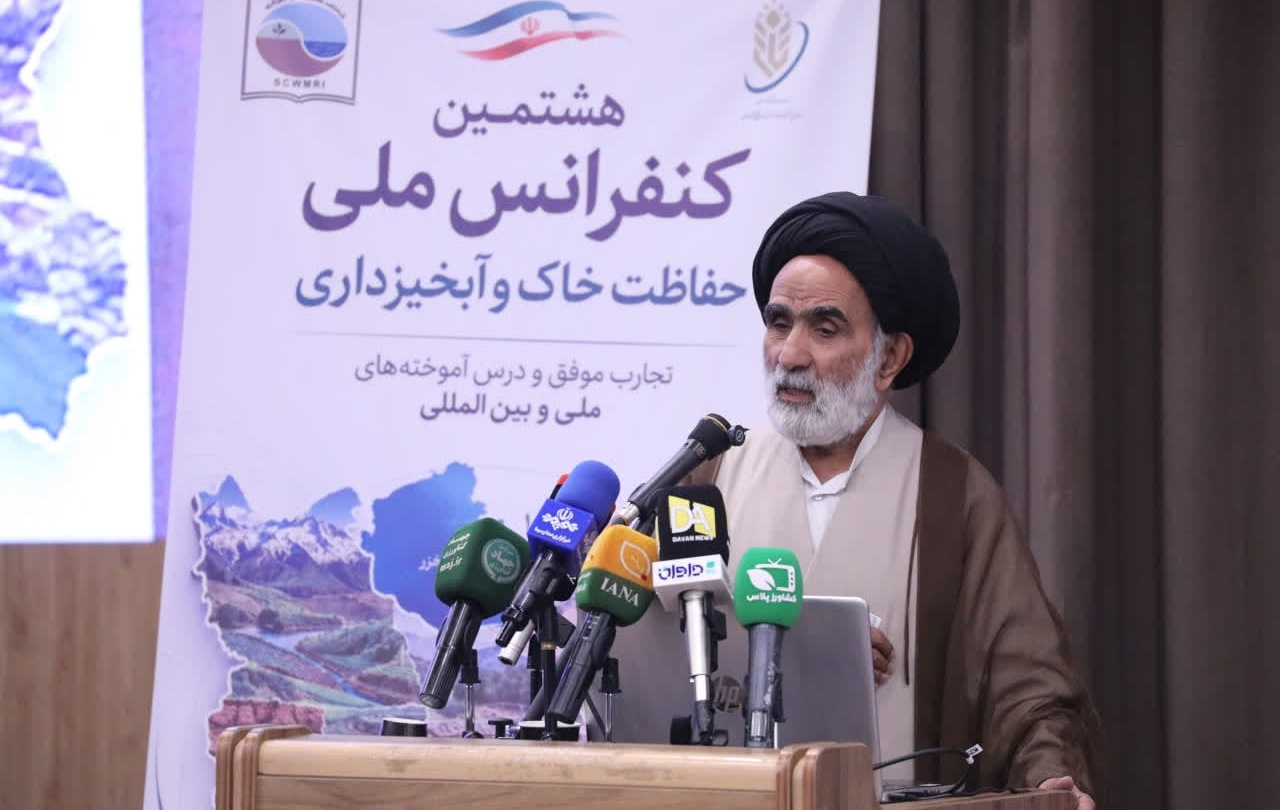 نماینده ولی‌فقیه در وزارت جهاد کشاورزی: حفاظت از آب و خاک، زیربنای امنیت غذایی و استقلال کشور است