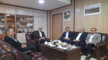 نشست مشترک معاون آب و خاک وزیر جهاد کشاورزی و رئیس پژوهشکده حفاظت خاک و آبخیزداری در زمینه توسعه همکاری‌ها